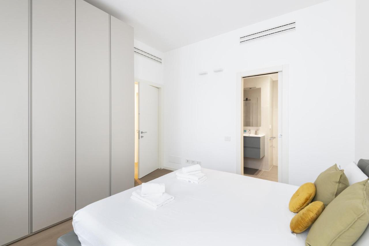 Easylife - Lussuosa Dimora Con Rooftop Condominiale Vista Duomo Мілан Екстер'єр фото