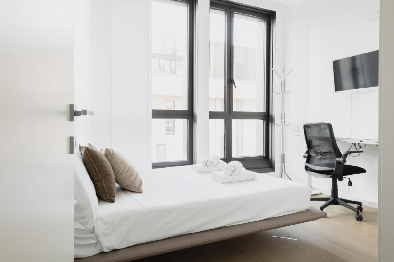 Easylife - Lussuosa Dimora Con Rooftop Condominiale Vista Duomo Мілан Екстер'єр фото