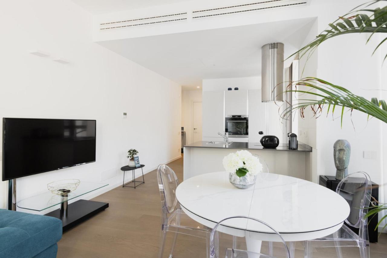 Easylife - Lussuosa Dimora Con Rooftop Condominiale Vista Duomo Мілан Екстер'єр фото