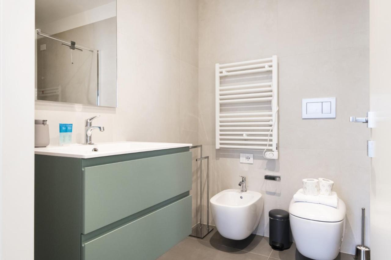 Easylife - Lussuosa Dimora Con Rooftop Condominiale Vista Duomo Мілан Екстер'єр фото