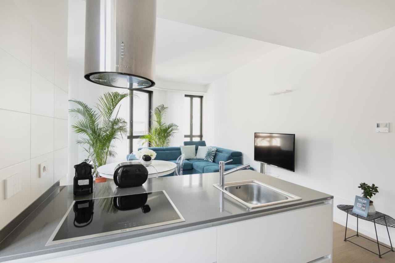 Easylife - Lussuosa Dimora Con Rooftop Condominiale Vista Duomo Мілан Екстер'єр фото